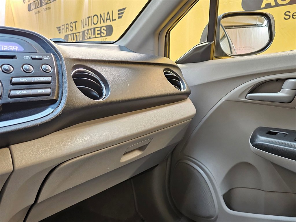 Used 2013 Honda Insight LX image 28