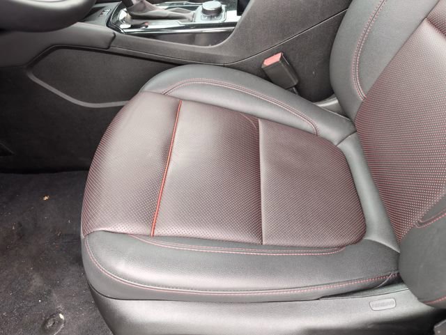 Used 2025 Chevrolet Blazer RS image 23