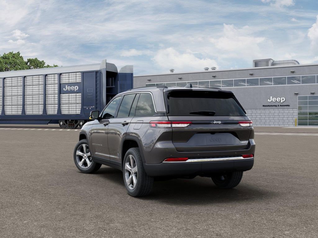 New 2026 Jeep Grand Cherokee Limited w/ Luxury Tech Group II image 3