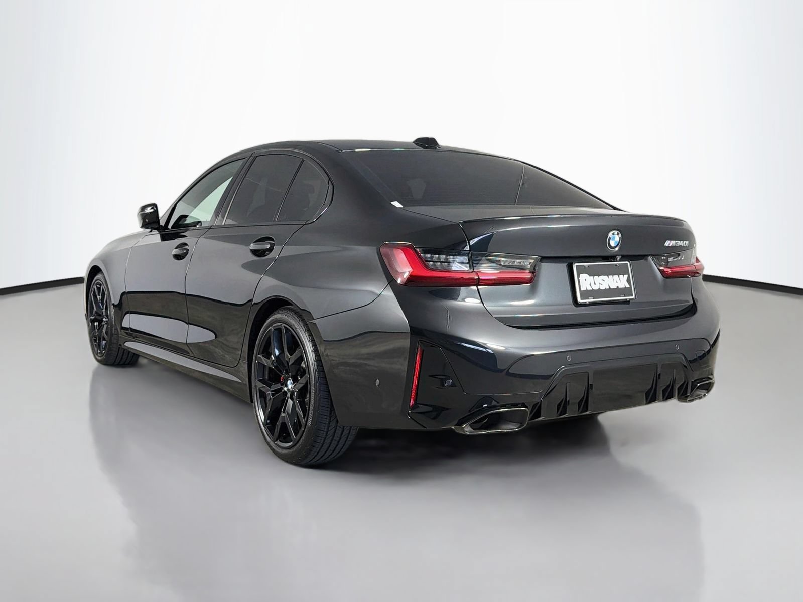 Used 2026 BMW M340i w/ Premium Package RWD image 5