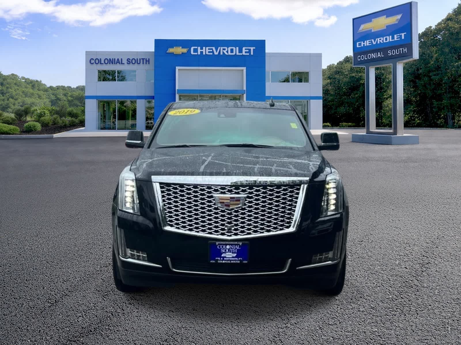 Used 2019 Cadillac Escalade Platinum AWD/4WD image 9