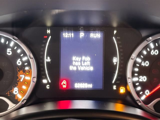 Used 2016 Jeep Renegade Latitude image 12