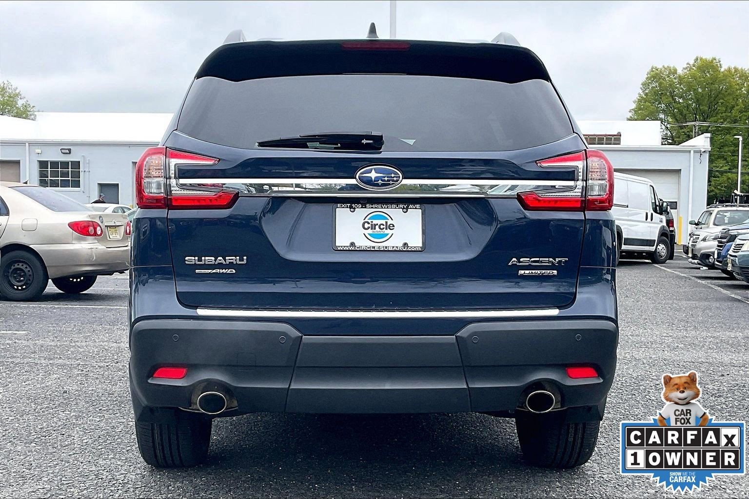 Used 2024 Subaru Ascent Limited w/ Popular Package #2 AWD/4WD image 4