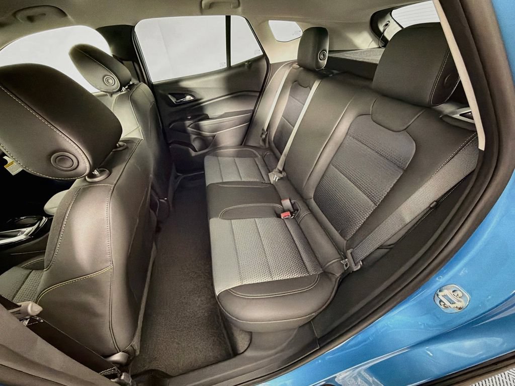 New 2026 Chevrolet Trax LT w/ Driver Confidence Package FWD image 23