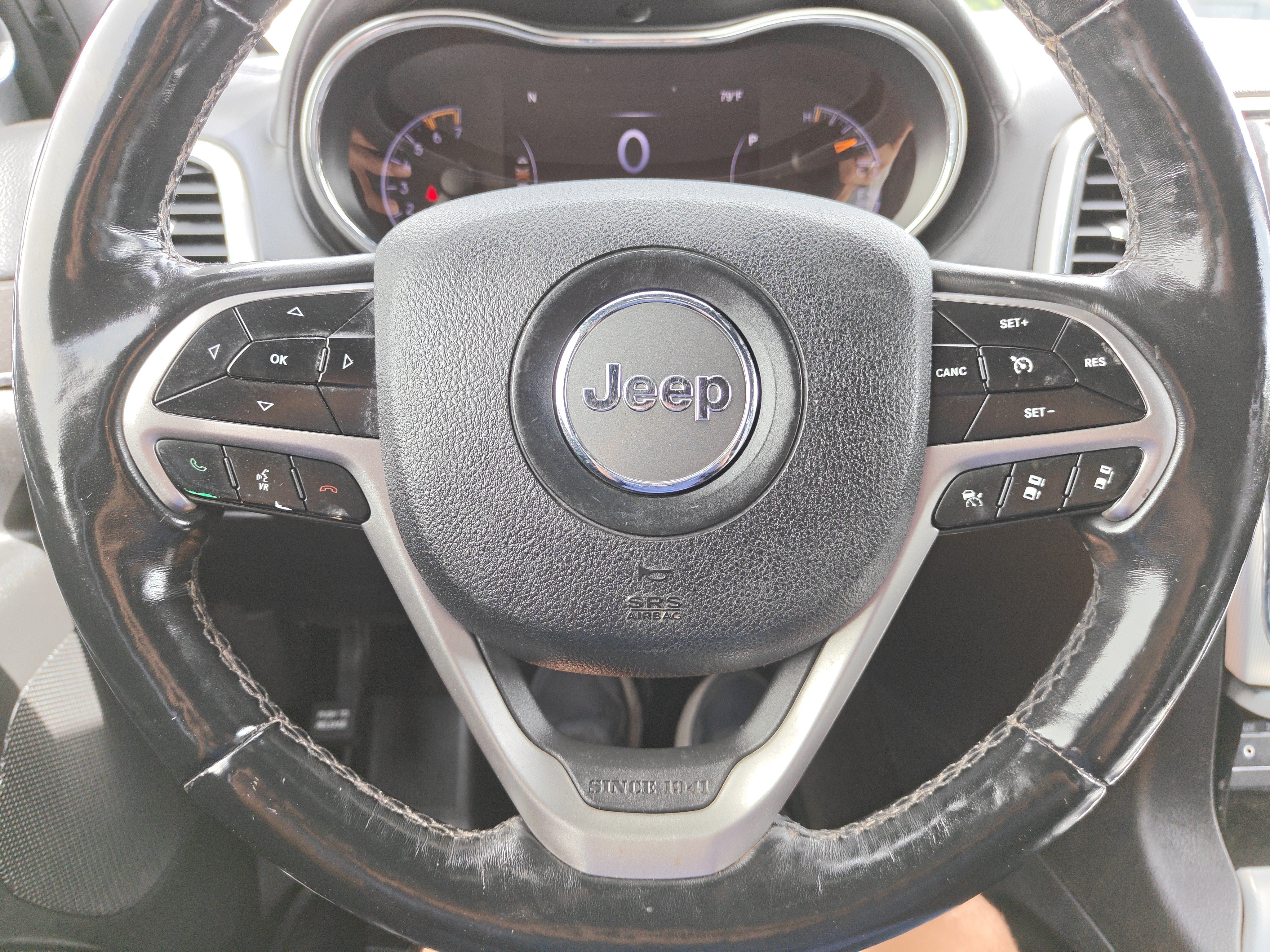 Used 2018 Jeep Grand Cherokee Limited AWD/4WD image 22