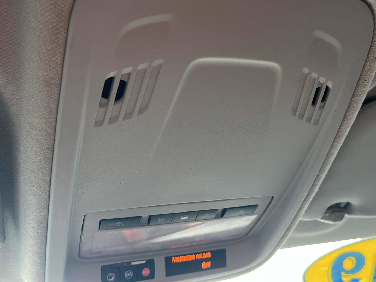 Used 2019 Chevrolet Cruze LT w/ Convenience Package image 19