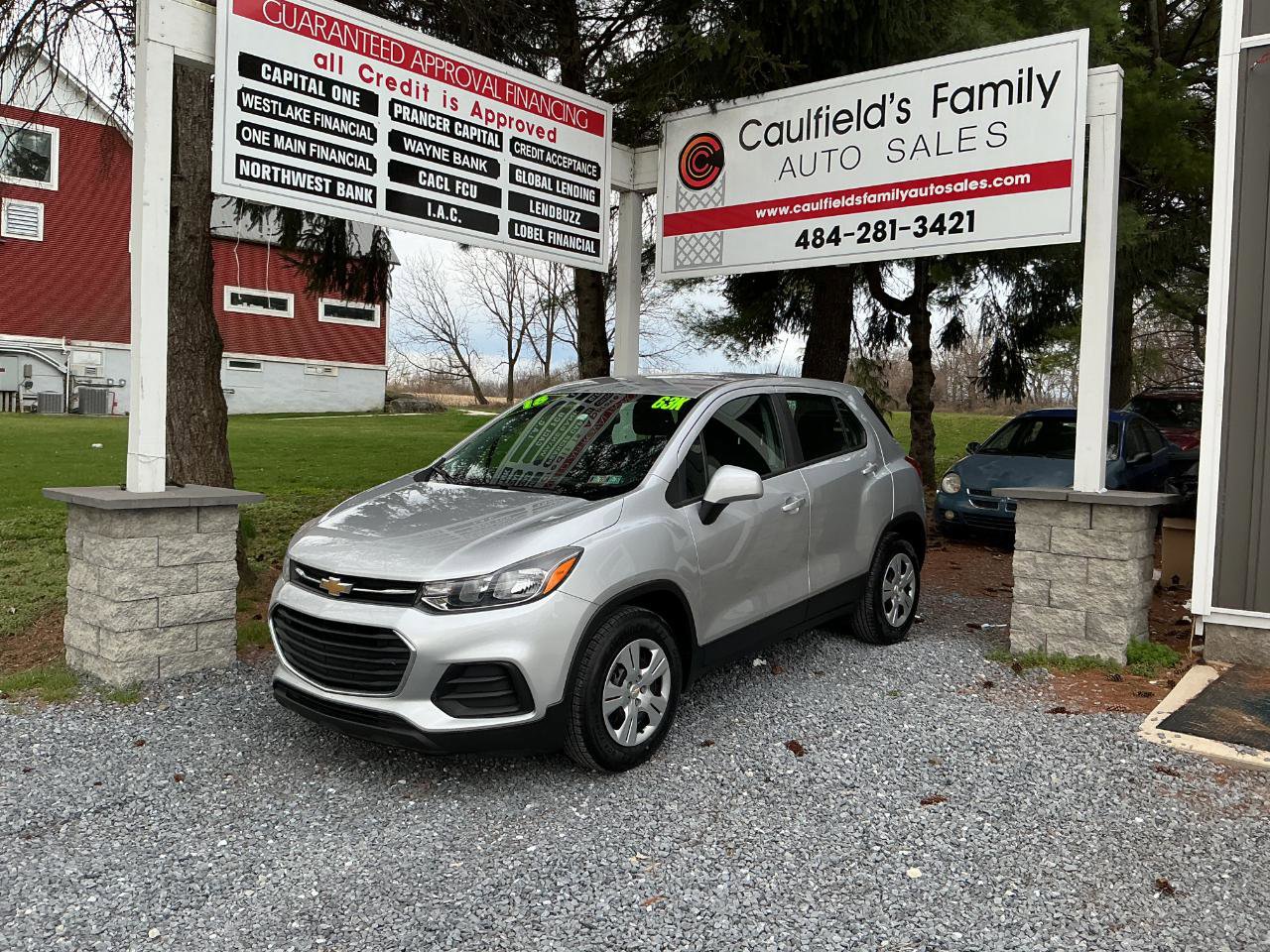 Used 2018 Chevrolet Trax LS image 1