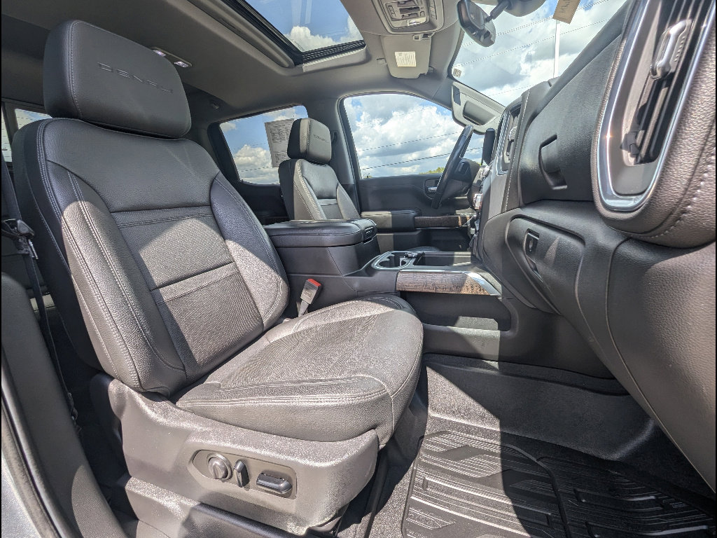 Used 2019 GMC Sierra 1500 Denali w/ Denali Ultimate Package AWD/4WD image 22