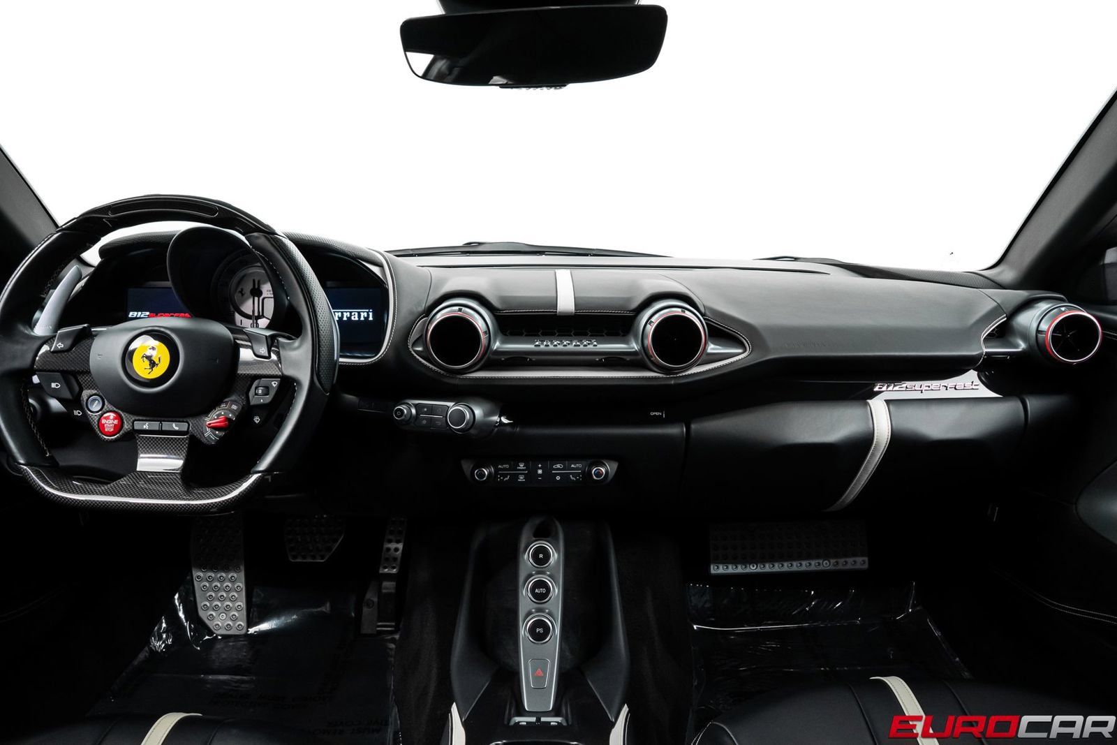 Used 2020 Ferrari 812 Superfast RWD image 27