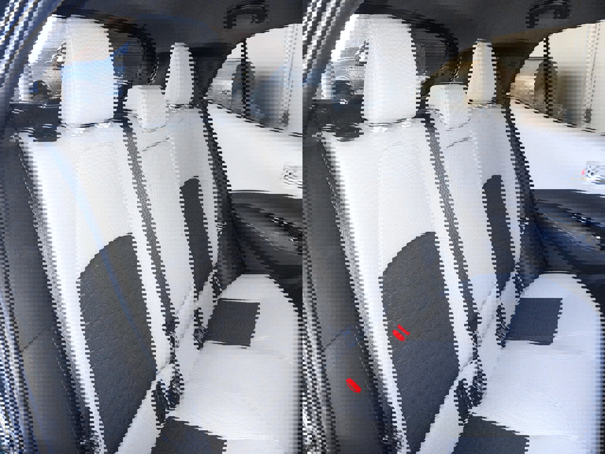 Used 2022 Toyota Corolla SE image 43