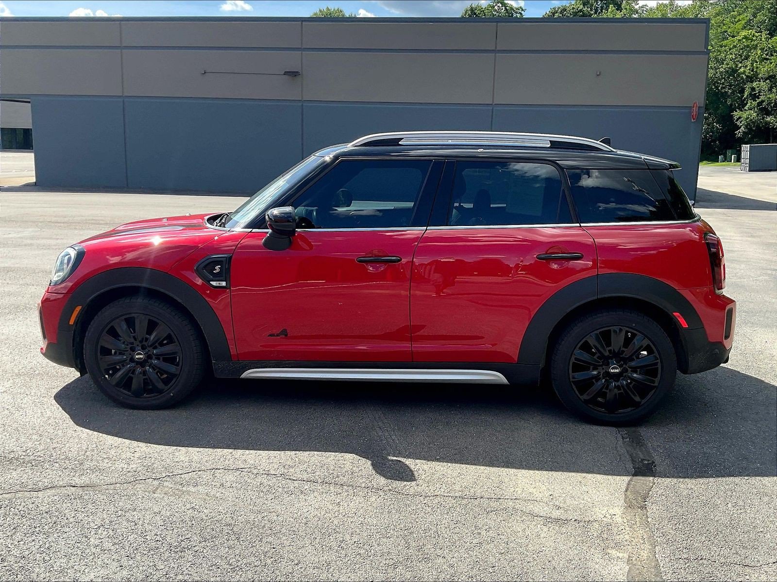 Used 2023 MINI Cooper Countryman S w/ Signature Upholstery Package AWD/4WD image 34