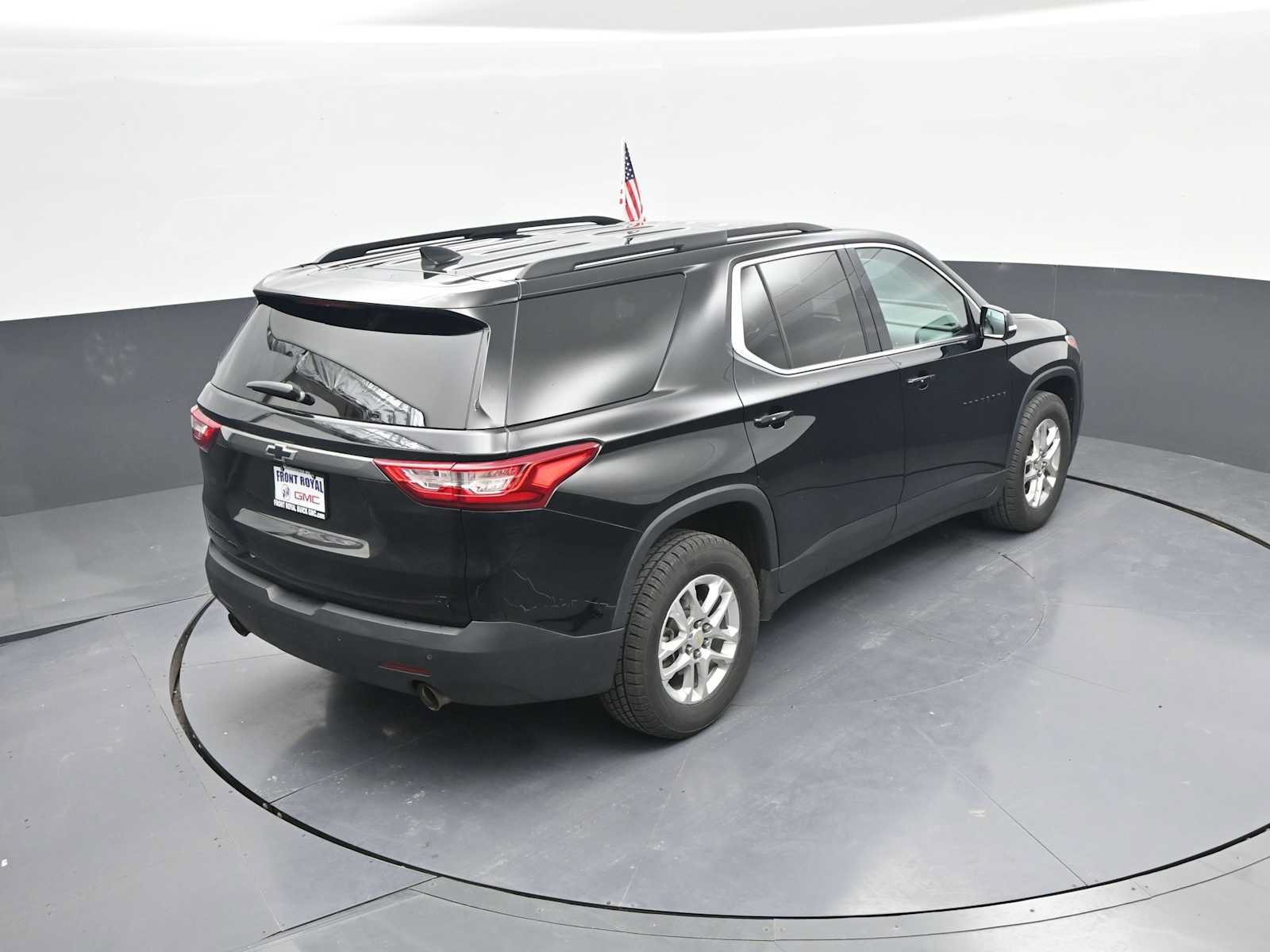 Used 2020 Chevrolet Traverse LT w/ LPO, Blackout Package AWD/4WD image 33