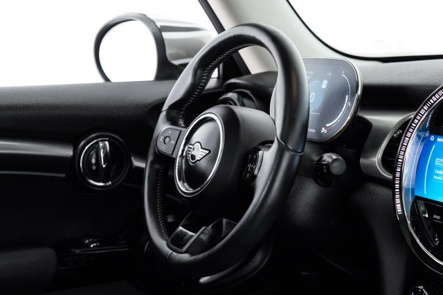 Used 2022 MINI Cooper S FWD image 11