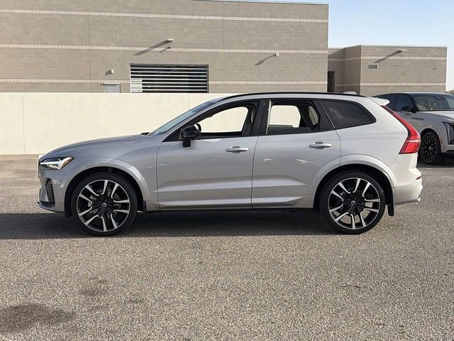 Used 2023 Volvo XC60 B5 Ultimate w/ Climate Package FWD image 9