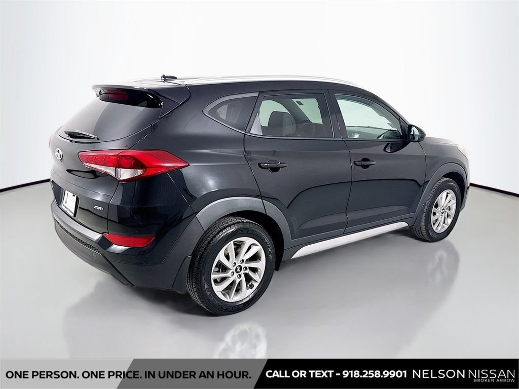 Used 2017 Hyundai Tucson SE AWD/4WD image 5