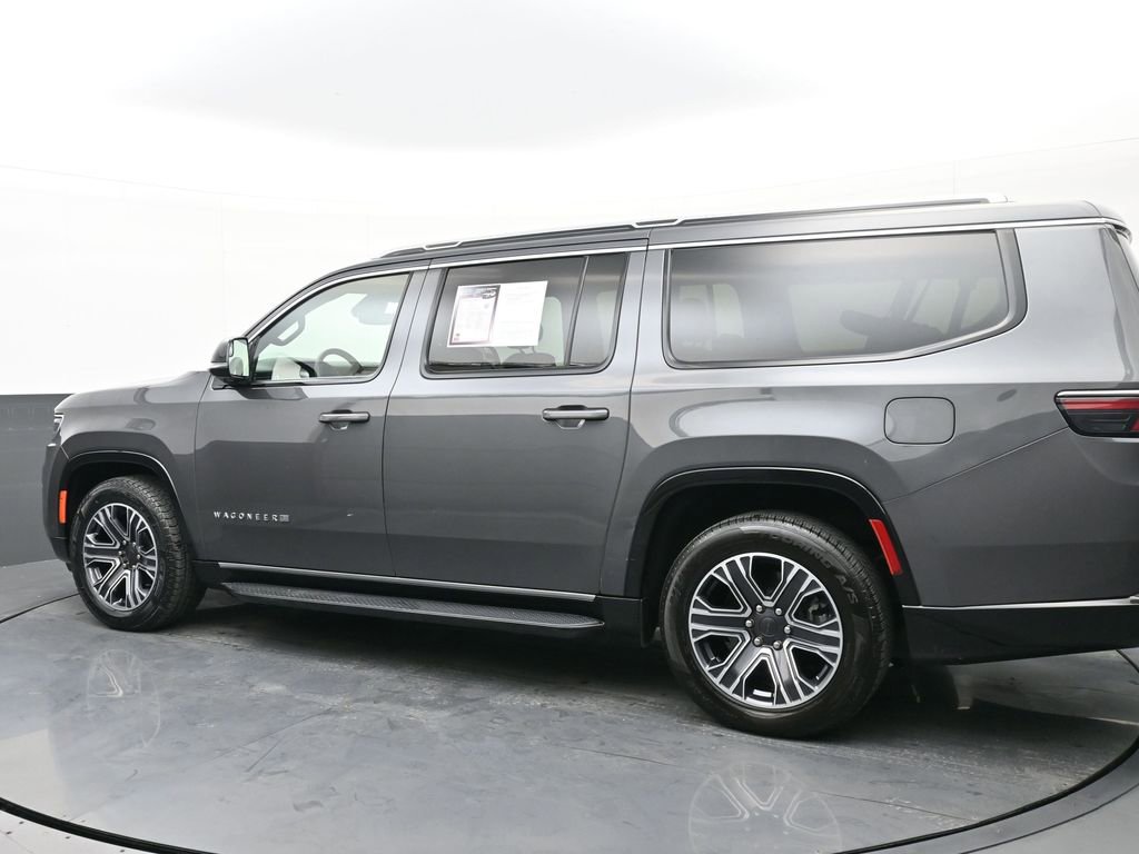 Used 2024 Jeep Wagoneer L Series II w/ Flexible Seating Group image 5