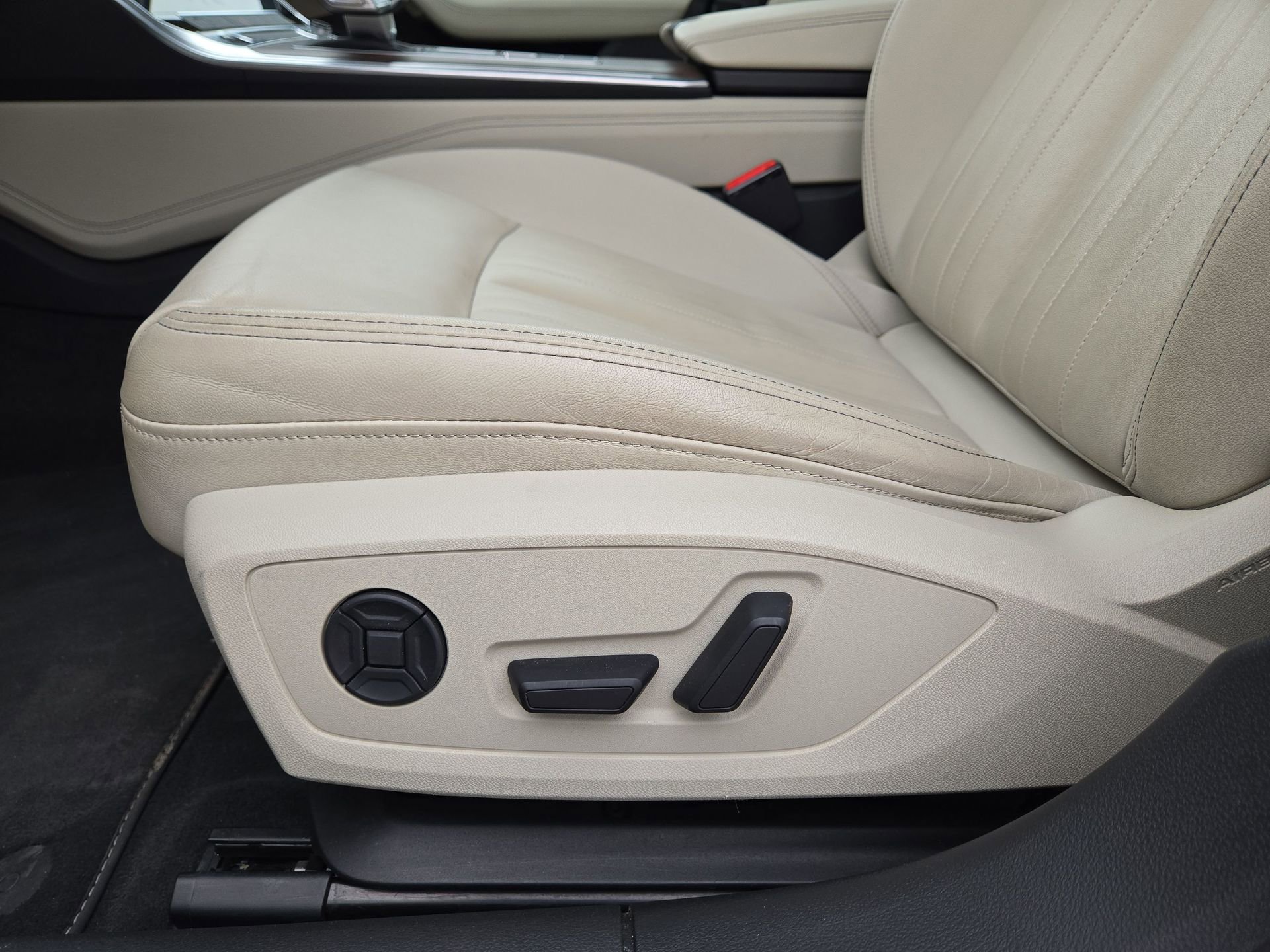 Used 2024 Audi A6 Premium Plus image 17