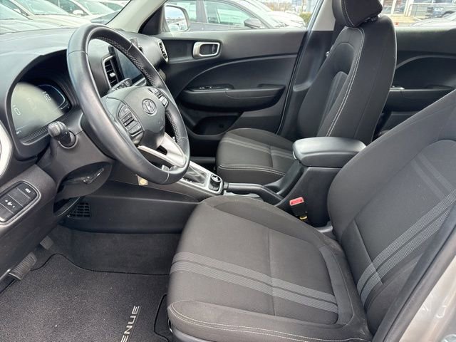 Certified 2023 Hyundai Venue SEL image 19