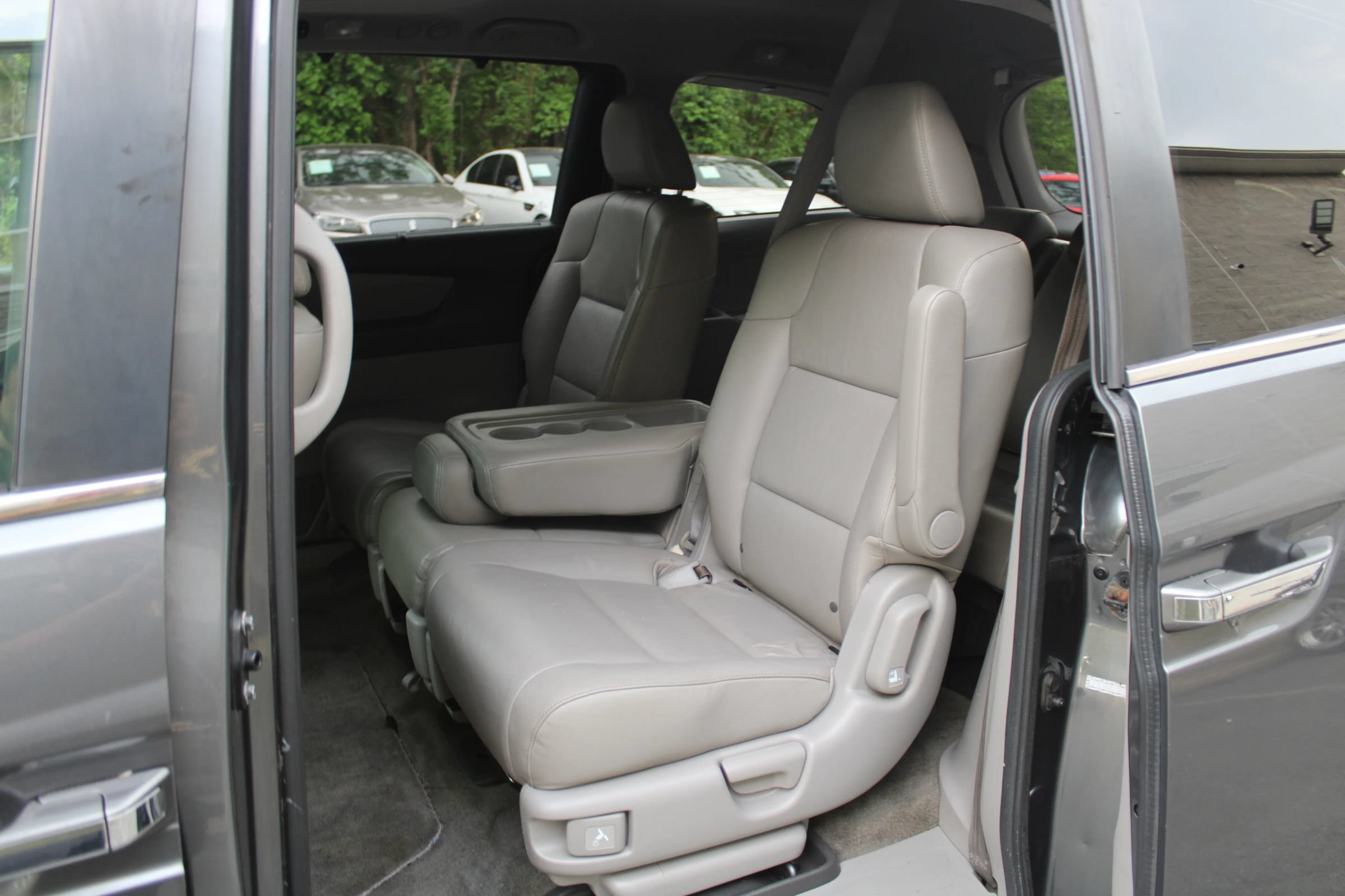 Used 2012 Honda Odyssey EX-L image 19