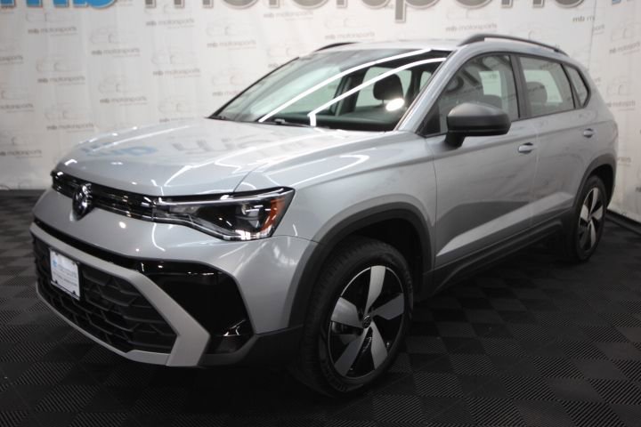 Used 2025 Volkswagen Taos S AWD/4WD image 1