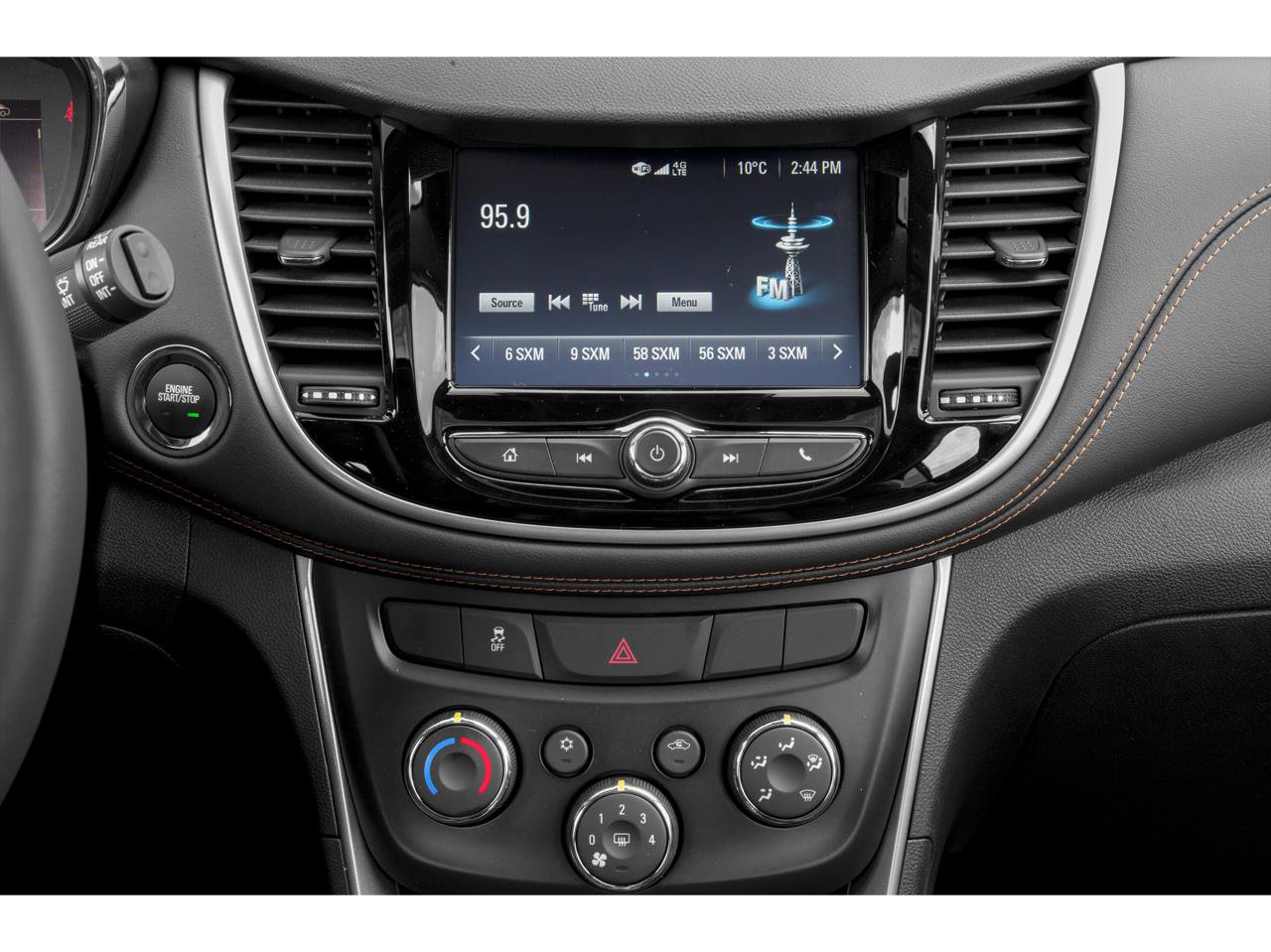 Used 2019 Chevrolet Trax LT w/ LT Convenience Package FWD image 12