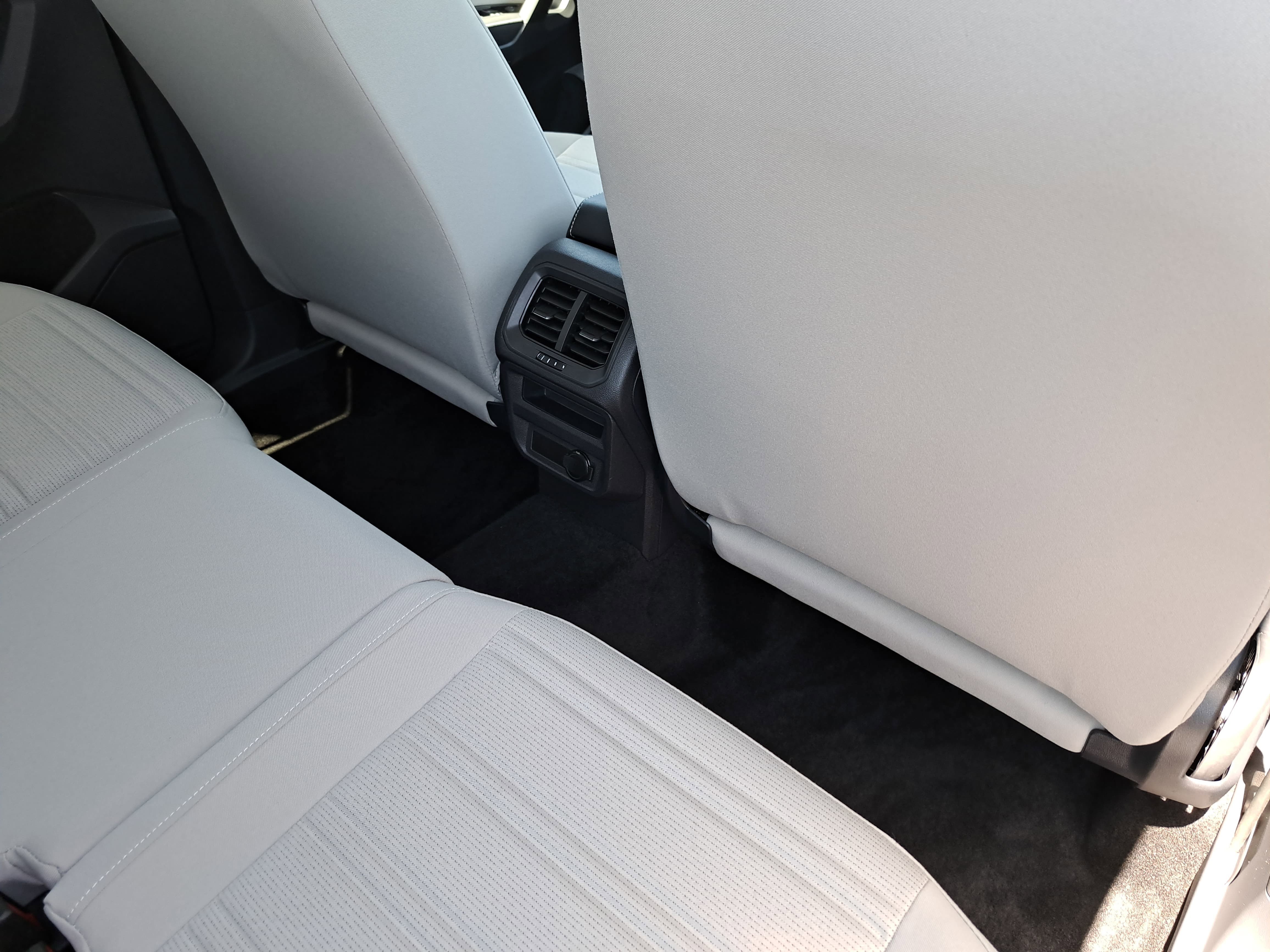 Certified 2023 Volkswagen Tiguan S FWD image 11