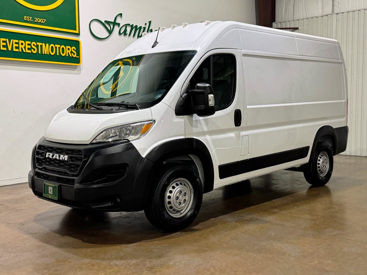 Used 2024 RAM ProMaster 1500 w/ Power Group FWD image 3