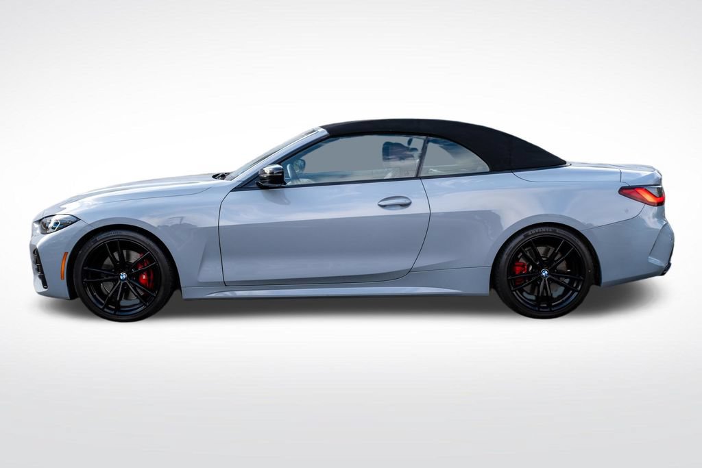 Used 2024 BMW M440i Convertible w/ Premium Package RWD image 36