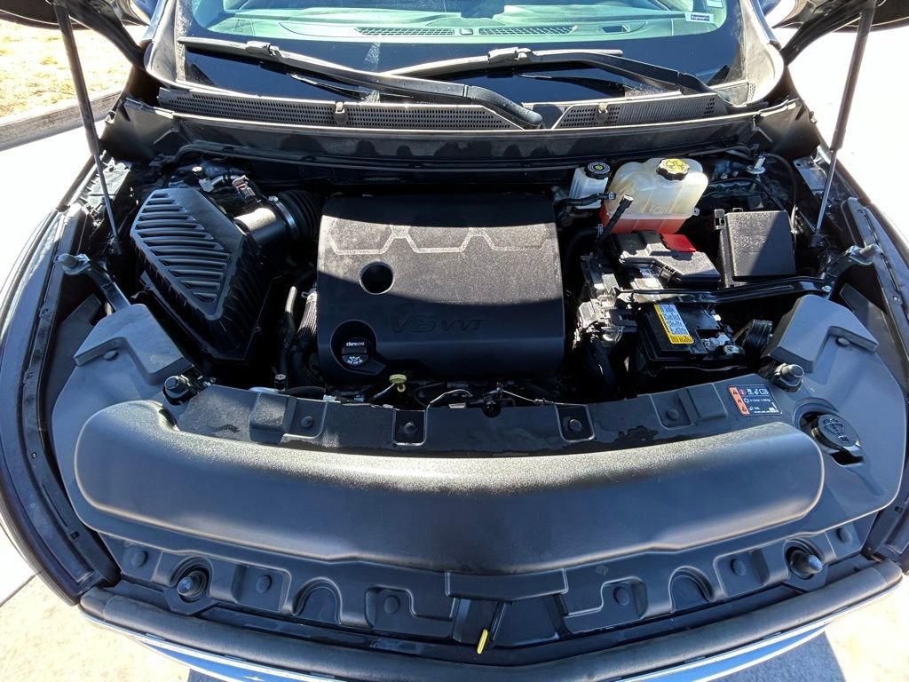 Used 2021 Buick Enclave Avenir w/ Avenir Technology Package image 37