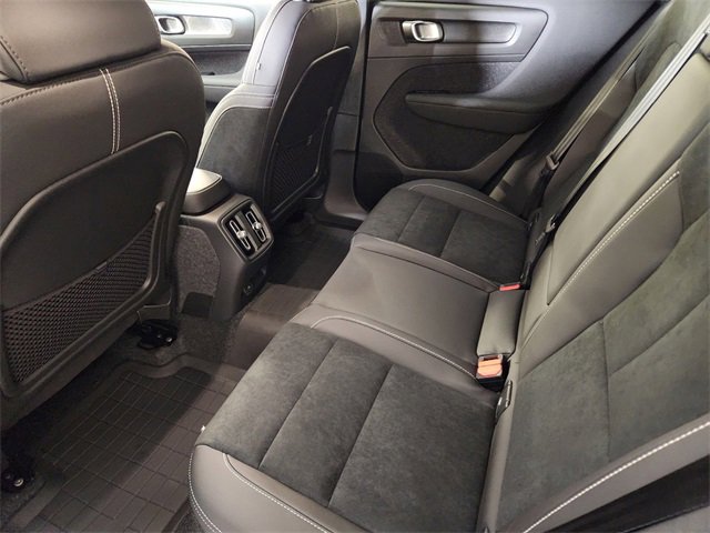 New 2024 Volvo XC40 Recharge Plus w/ Protection Package Premier image 29