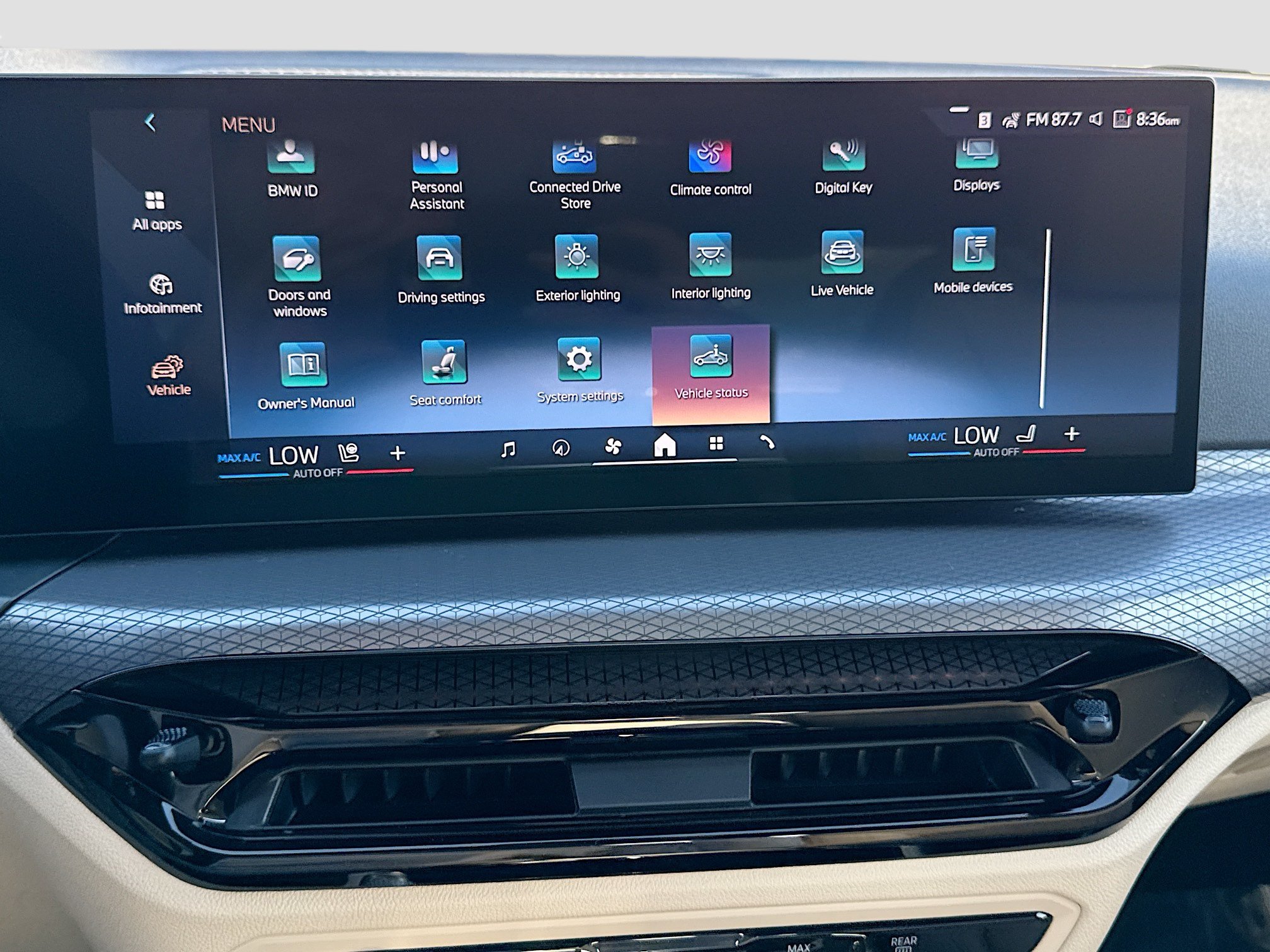 New 2026 BMW 330i Sedan w/ Premium Package RWD image 30