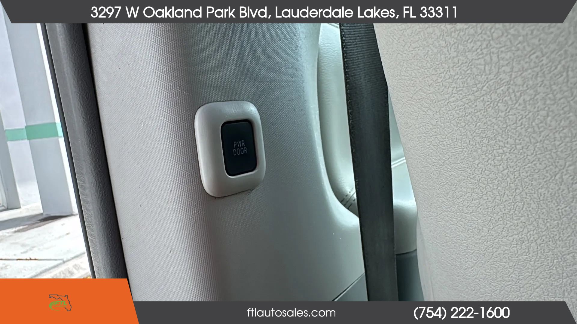 Used 2014 Toyota Sienna Limited w/ Limited Premium Package image 31