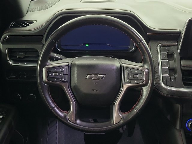 Used 2022 Chevrolet Suburban RST w/ Sport Performance Package RWD image 16