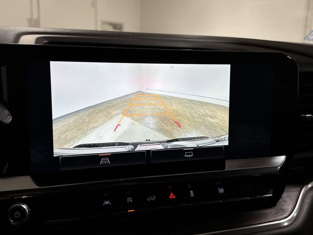 Used 2025 GMC Sierra 1500 SLT image 16