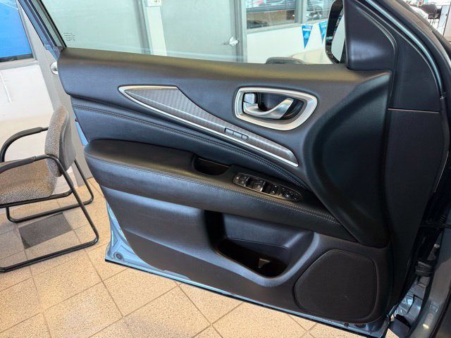 Used 2017 INFINITI QX60 Luxe w/ Premium Plus Package AWD/4WD image 22