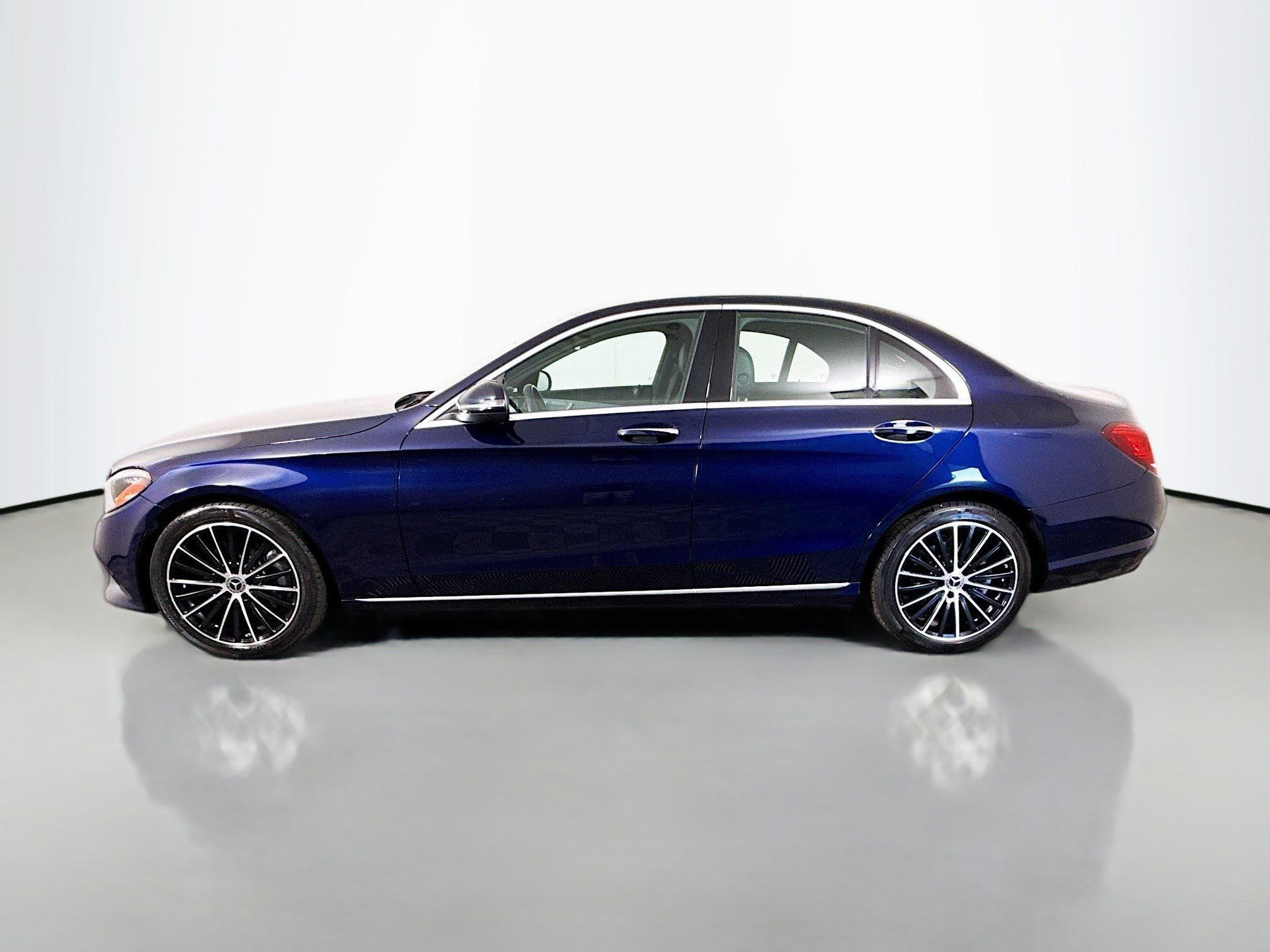 Used 2021 Mercedes-Benz C 300 Sedan w/ Premium Package image 6