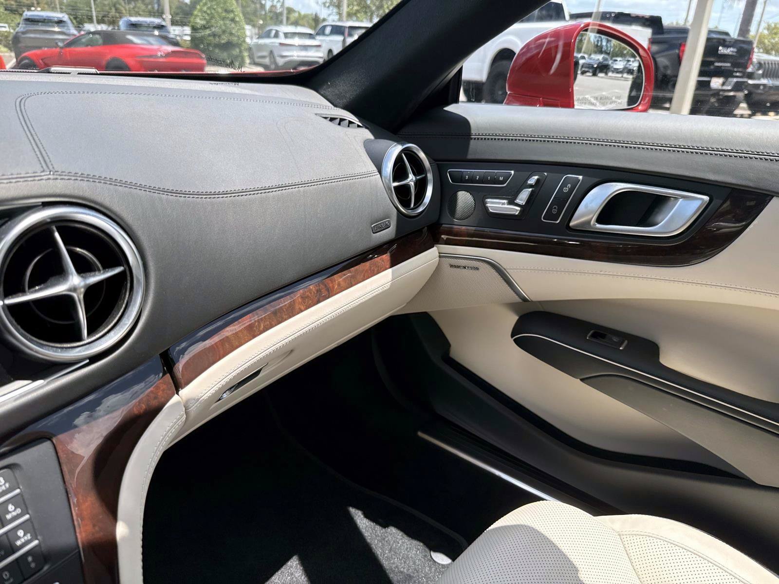 Certified 2020 Mercedes-Benz SL 550 image 18