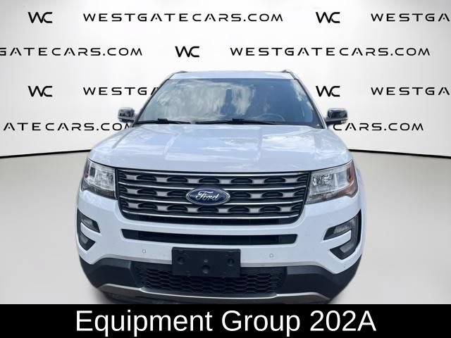 Used 2017 Ford Explorer XLT w/ Equipment Group 202A FWD image 2