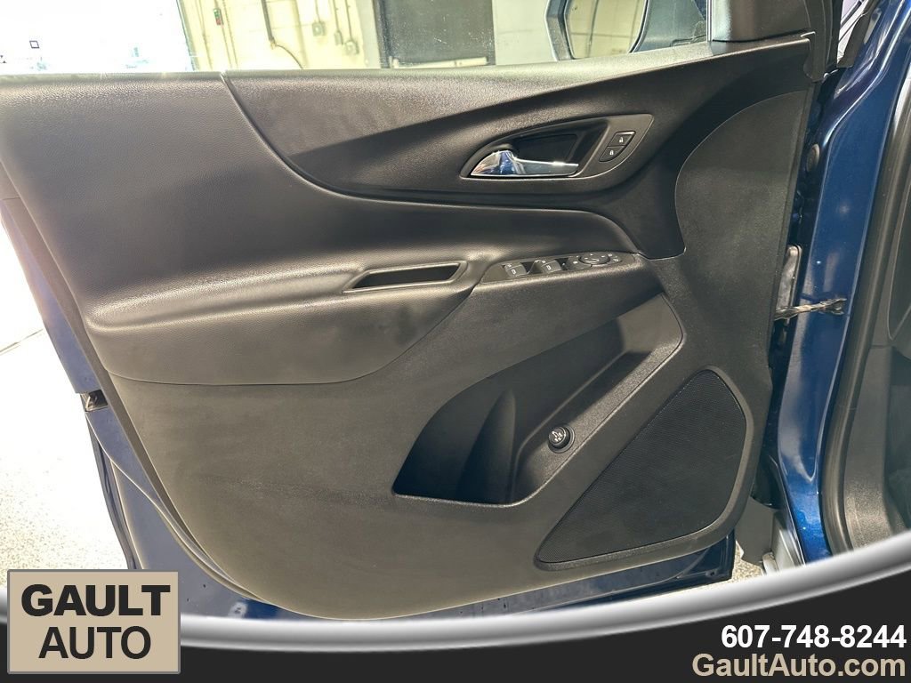 Used 2022 Chevrolet Equinox LT image 12