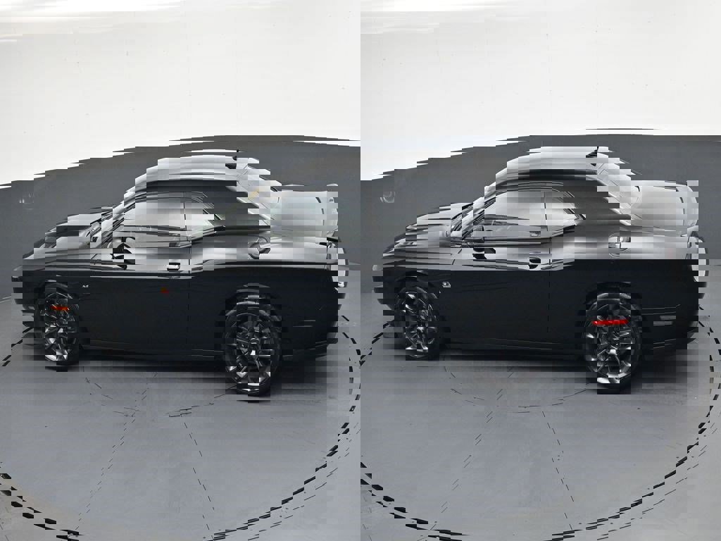 Used 2021 Dodge Challenger R/T Scat Pack image 29