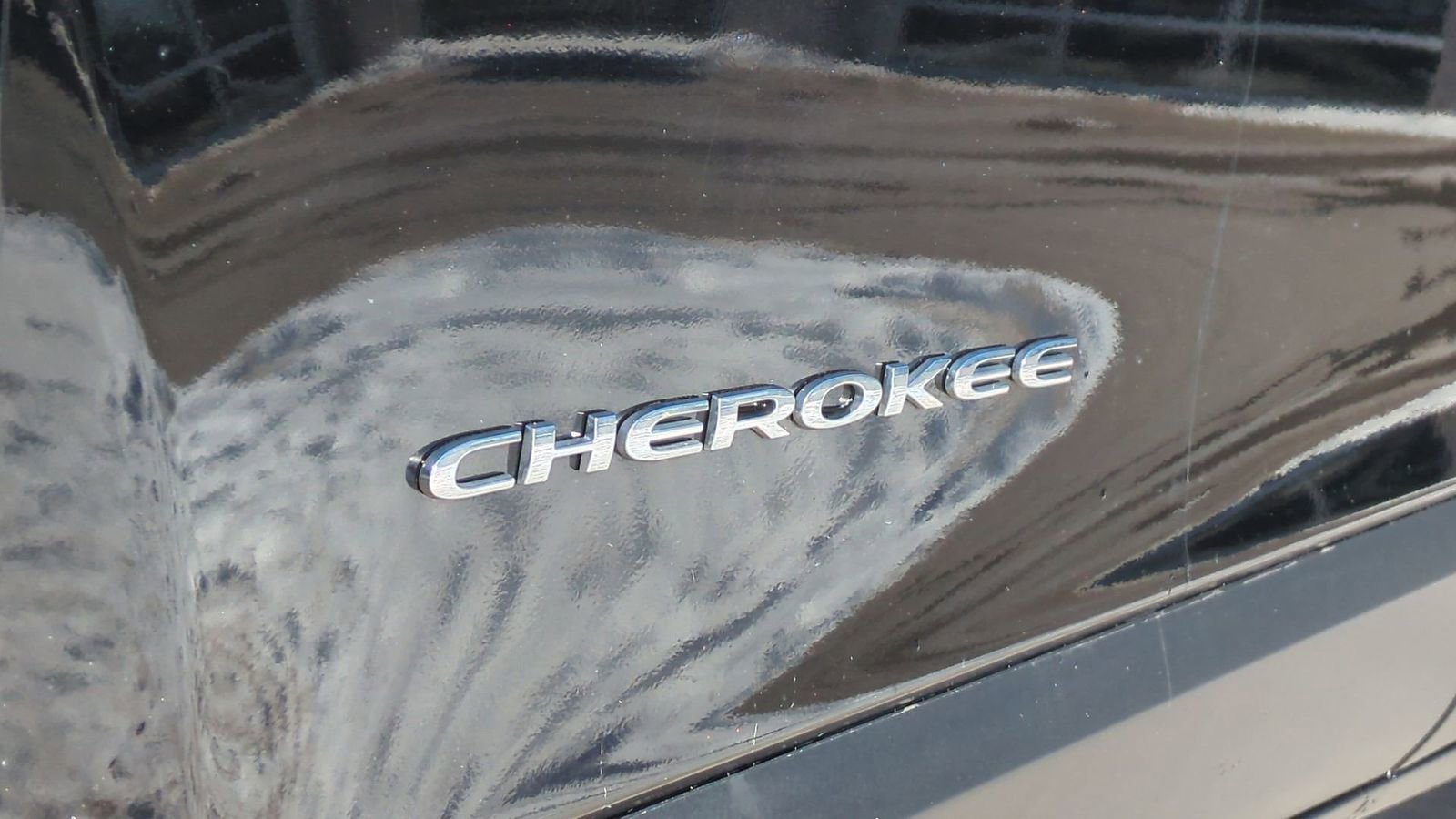 Used 2020 Jeep Cherokee Limited image 13