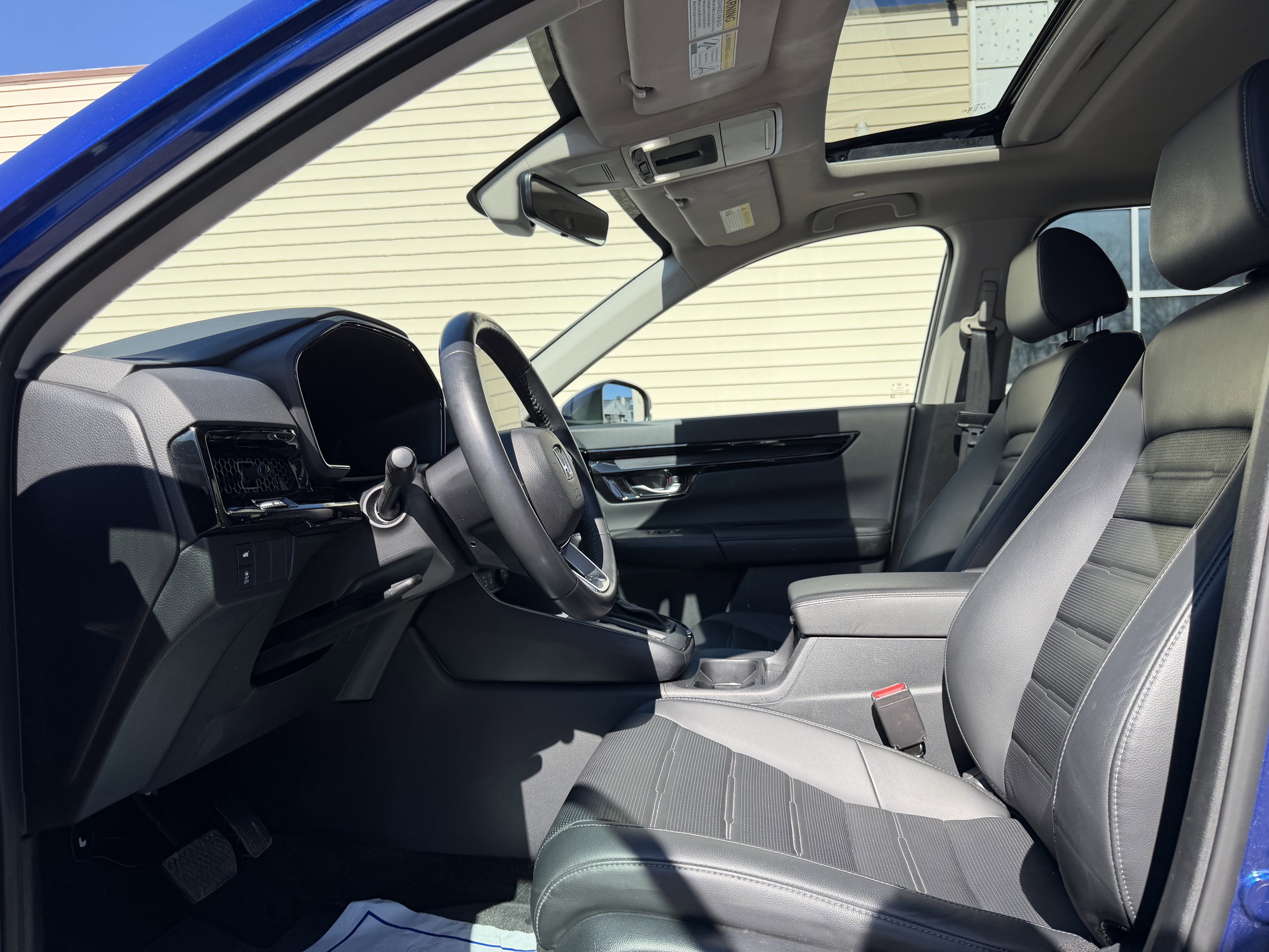 Used 2024 Honda CR-V EX-L image 12