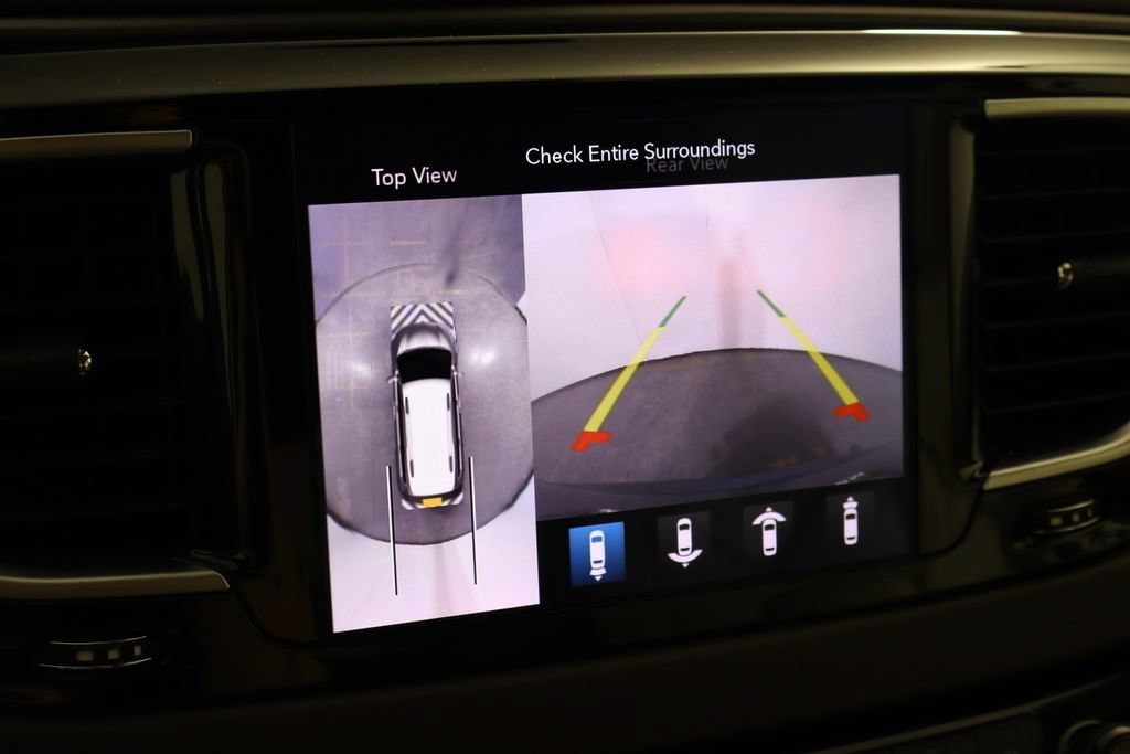 Used 2019 Chrysler Pacifica Touring-L Plus w/ Advanced Safetytec Group FWD image 38
