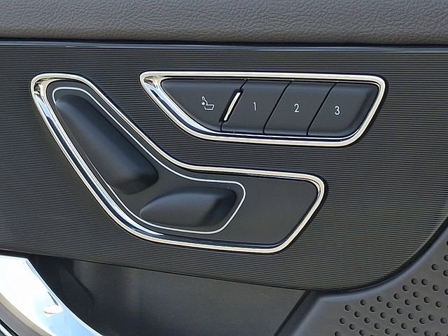 Used 2024 Lincoln Corsair AWD image 29