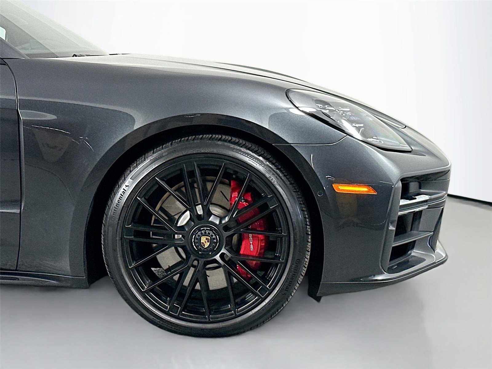 Certified 2025 Porsche Panamera GTS AWD/4WD image 14