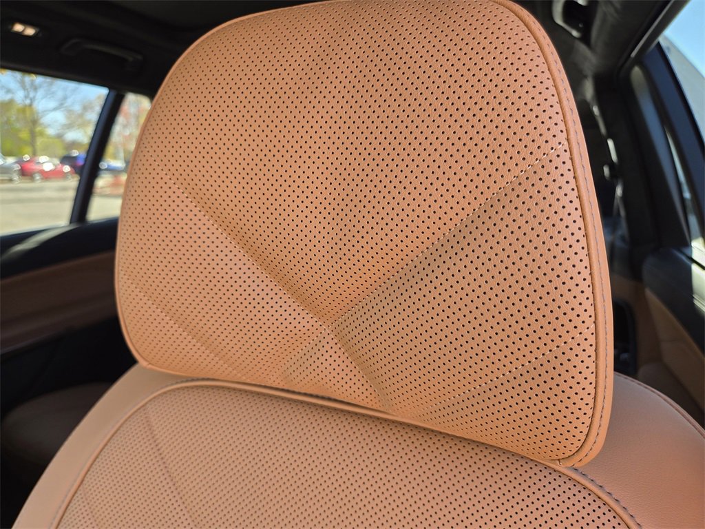 New 2026 BMW X7 xDrive40i image 17