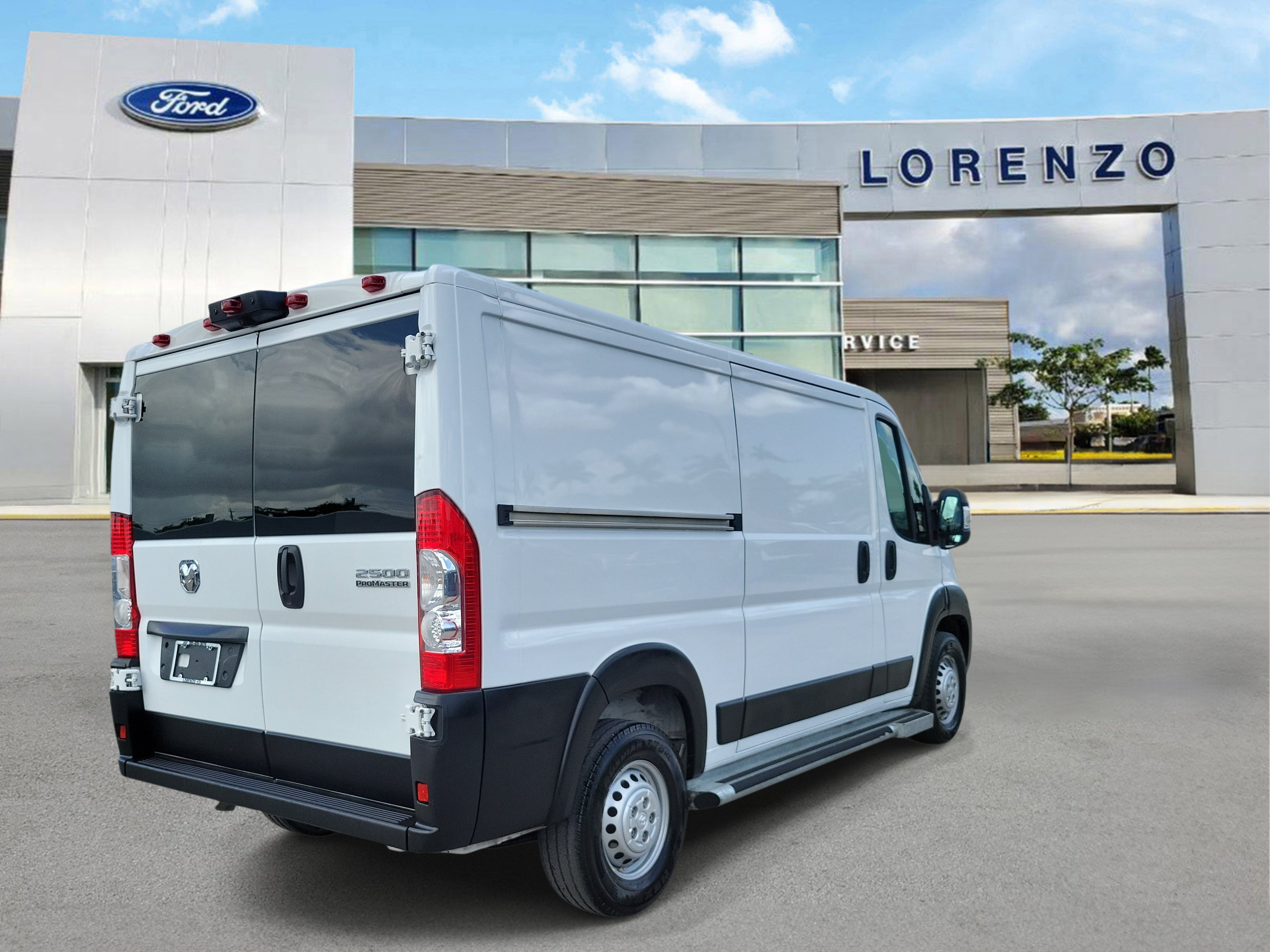 Used 2025 RAM ProMaster 2500 w/ U-Haul Equipment Group FWD image 5