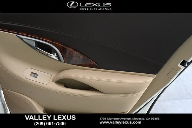 Used 2013 Buick LaCrosse Touring image 19