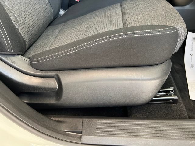 Used 2022 Nissan Rogue SV AWD/4WD image 22