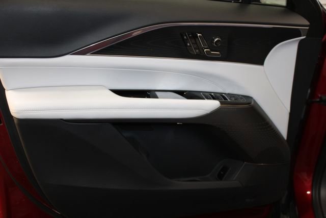 Certified 2024 Cadillac Lyriq Sport w/ LPO, Floor Liner Package AWD/4WD image 26